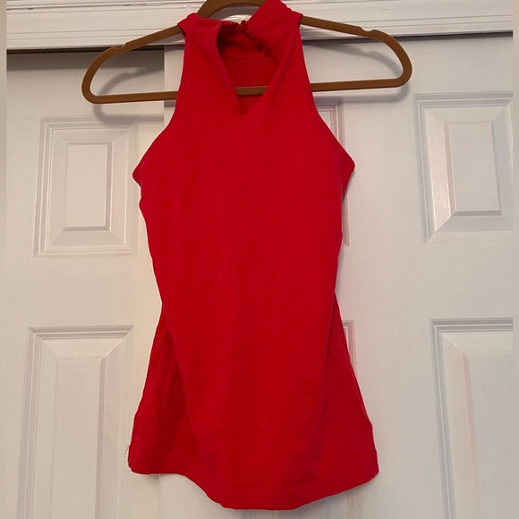 guess jeans sleeveless red turtleneck top - Picture 2 of 5